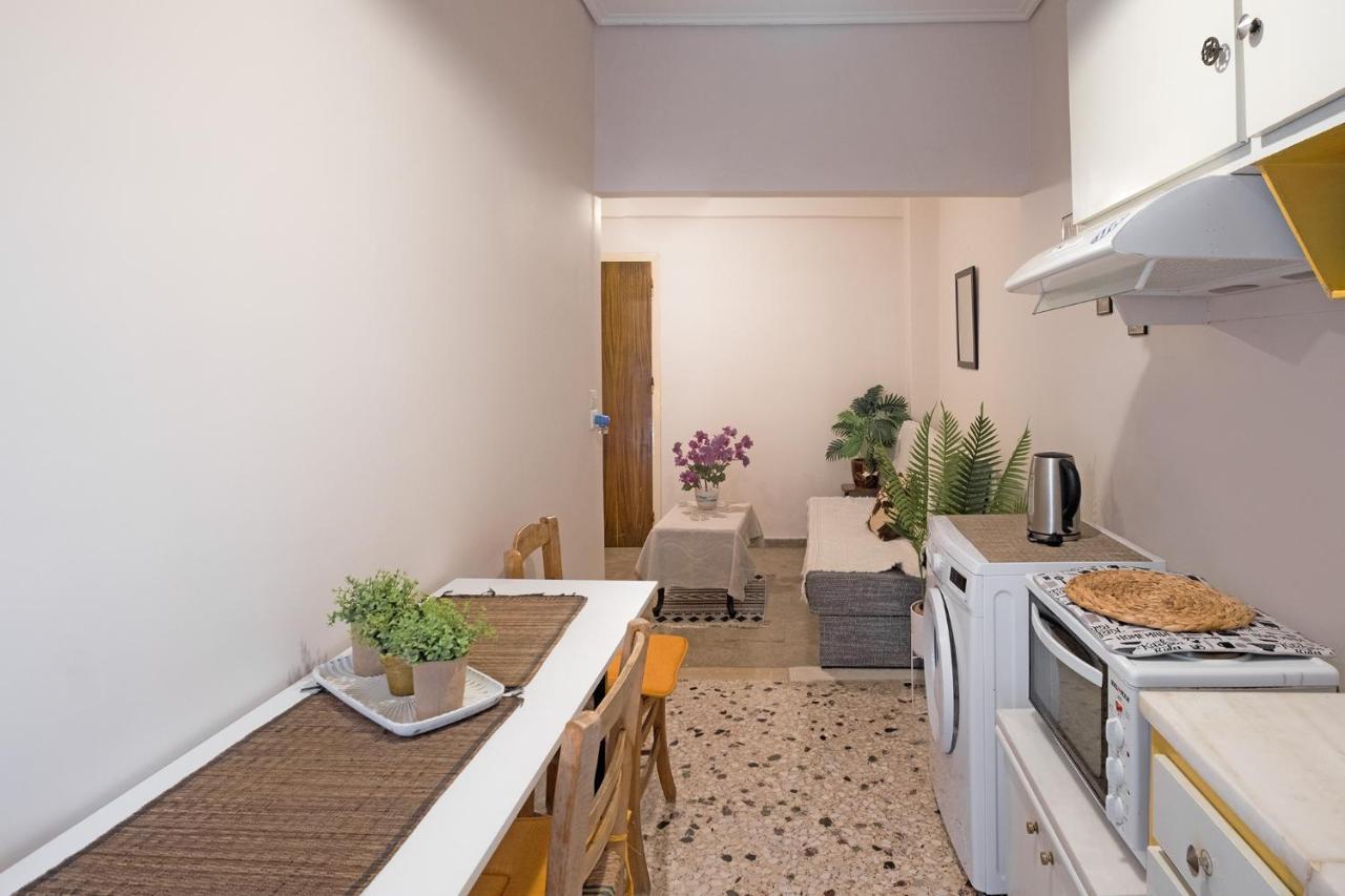Serenity & Cozy Apartment Kalamata Extérieur photo