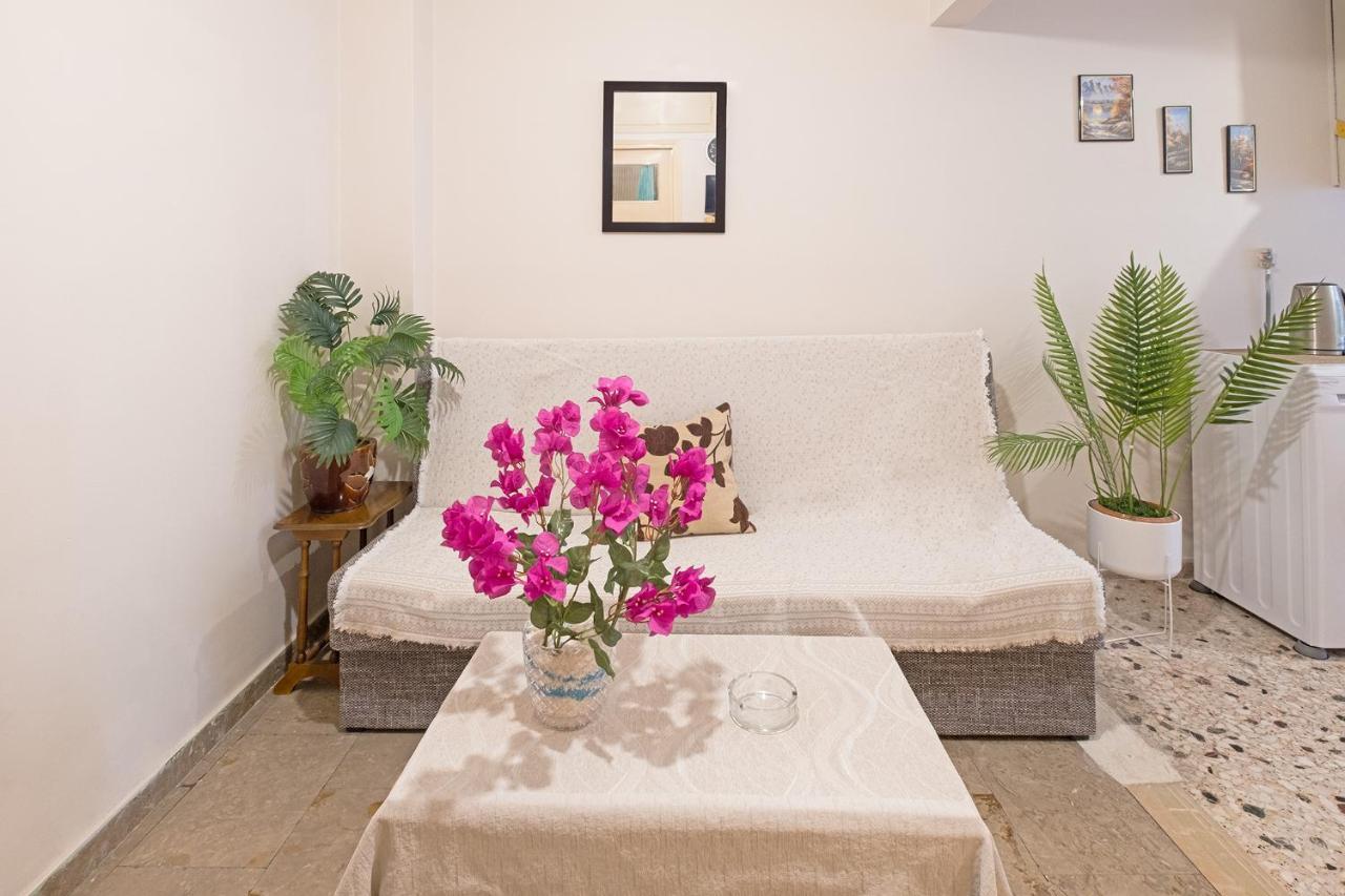 Serenity & Cozy Apartment Kalamata Extérieur photo